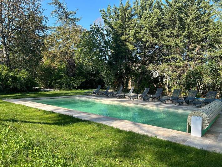 Maison de vacances pour 15 personnes, avec vue ainsi que jardin et piscine, adapté aux familles