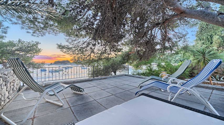 Villa für 6 Personen, mit Terrasse, mit Haustier auf Hvar - 2