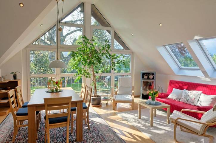 Ferienwohnung für 3 Personen, mit Balkon und Terrasse sowie Ausblick in Rhodt unter Rietburg