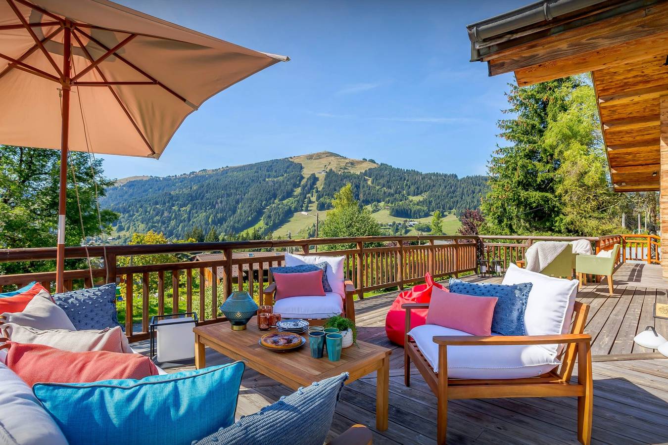 Les Gets ski chalet for 8 with hot tub, sauna and garden - Ovo Network in Les Gets, Les Portes du Soleil