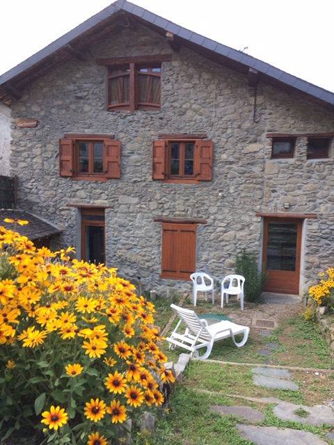 Gîte pour 3 personnes, avec jardin et terrasse à Miglos