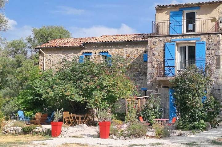 Appartement de vacances pour 4 personnes, avec jardin