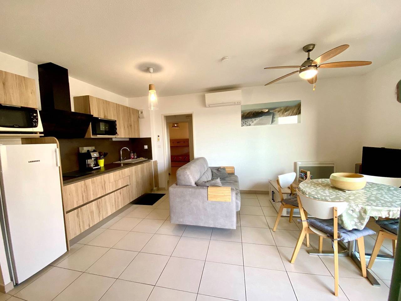 Apartamento entero, Bonito Apartamento con Aire Acondicionado en Mèze y Aparcamiento in Mèze, Côte d'Améthyste