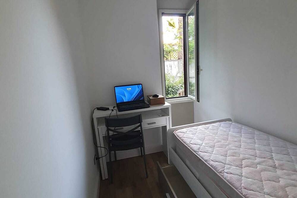 Ganze Wohnung, Oasis of Peace: three-room apartment with private garden a few steps from the sea in Fregene, Rom Provinz