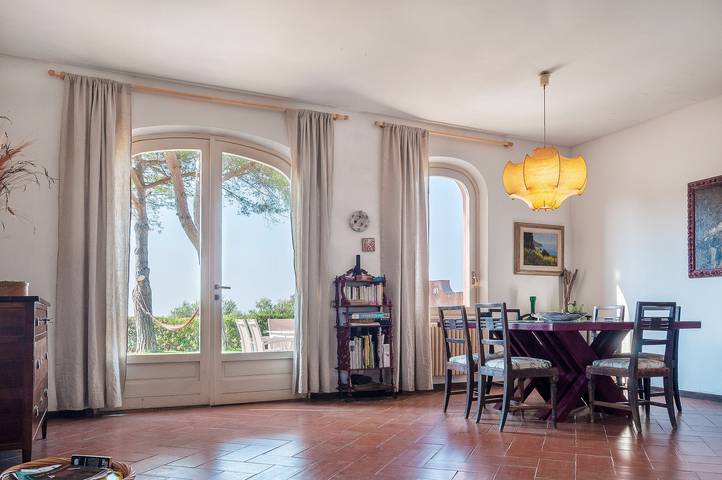 Appartamento intero, Appartamento 'Il Grifo - Cozy House' con vista mare, giardino privato e Wi-Fi in Portoferraio, Arcipelago Toscano
