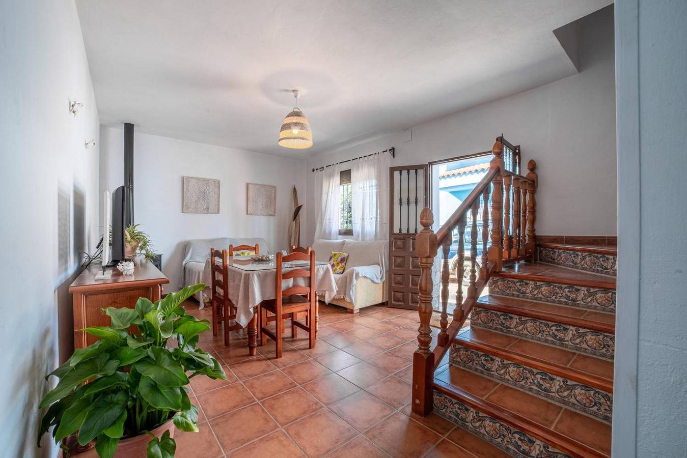 Casa de vacaciones 'La Casa Del Bosque' con vistas a la montaña, balcón y Wi-Fi in Júzcar, Provincia de Málaga