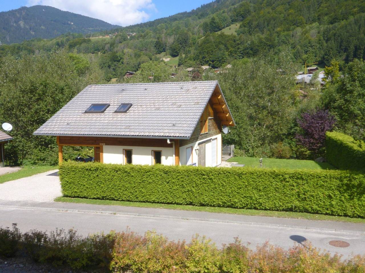Modern 8 pers chalet, spacious and neatly decorated. in Saint-Jean-d'Aulps, Les Portes du Soleil