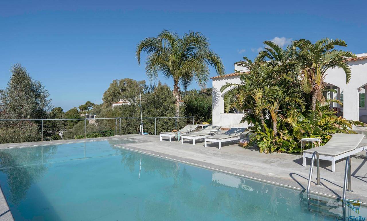 Villa Giacona Venuti in Citta del Mare, Terrasini