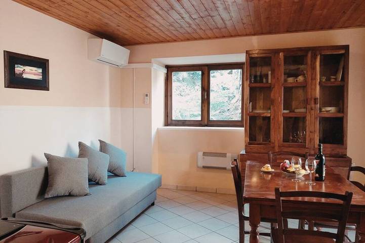 Entire apartment, Trarego 1 Apartment in Viggiona, Trarego Viggiona