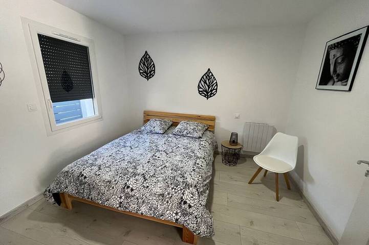 Location de vacances pour 9 personnes, avec jacuzzi et jardin à Givrand - 2