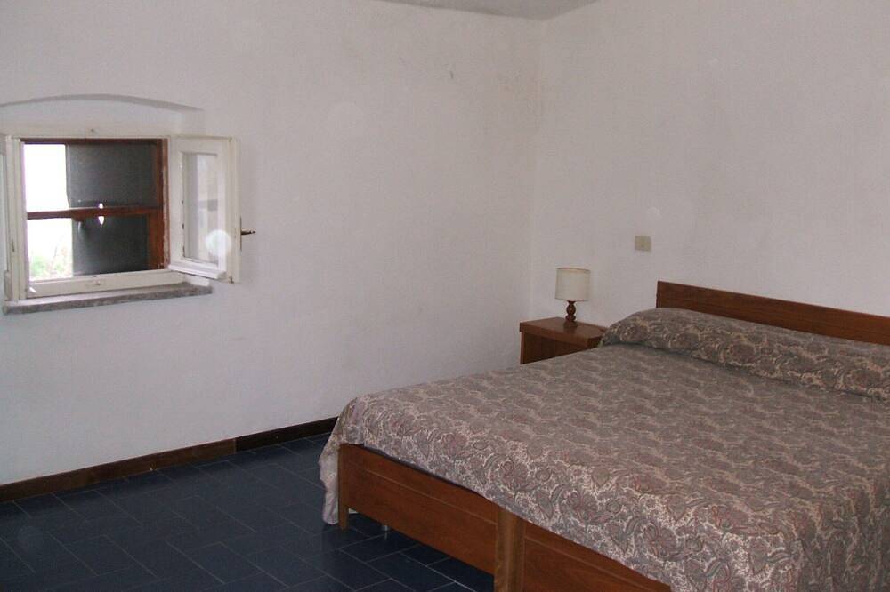 Il Pino 1 nach Giannella in Giannella, Grosseto Provinz