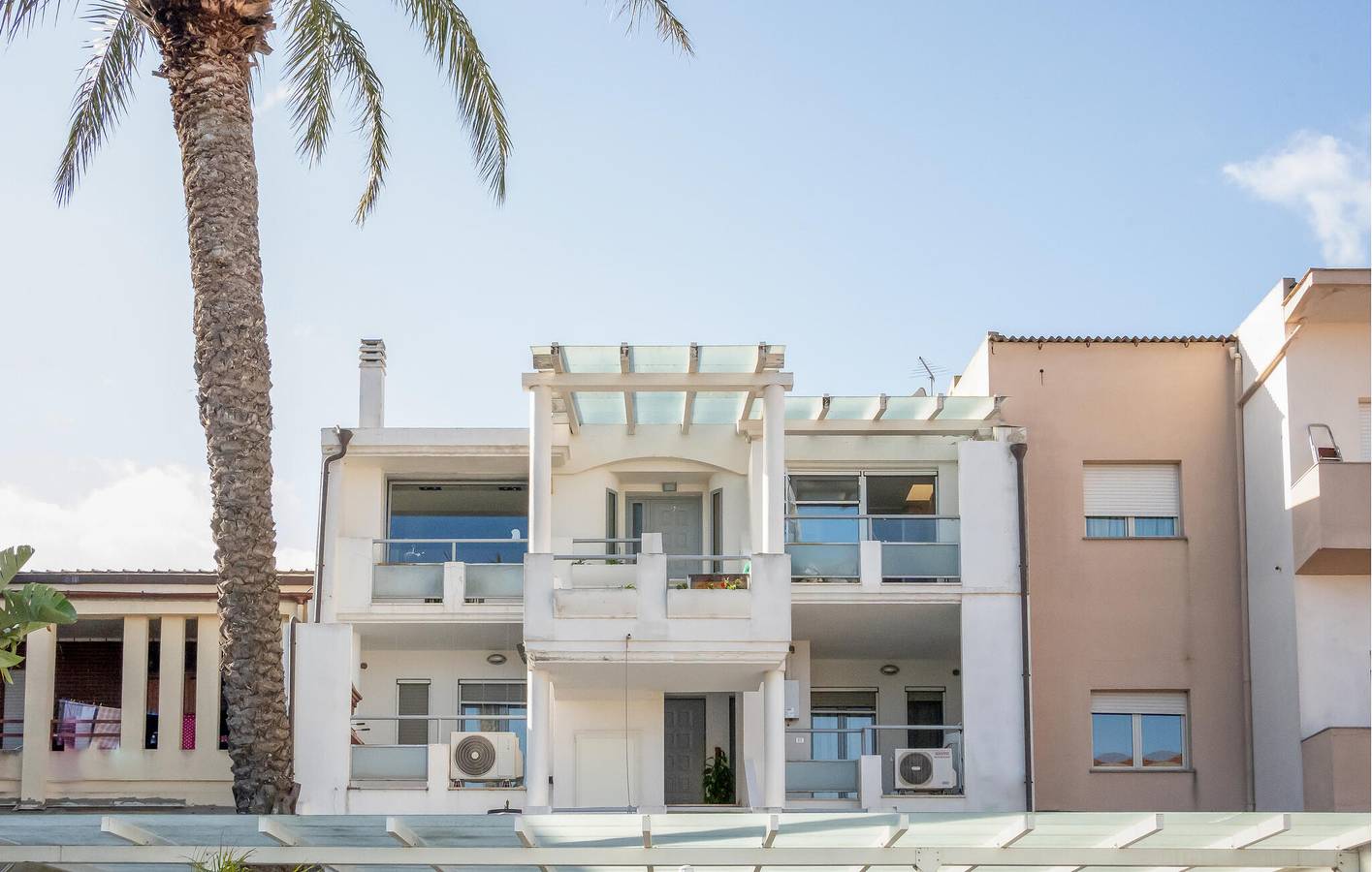 Ganze Ferienwohnung, Appartement am Pool mit Küche und Parkplatz: Assemini in Assemini, Campidano