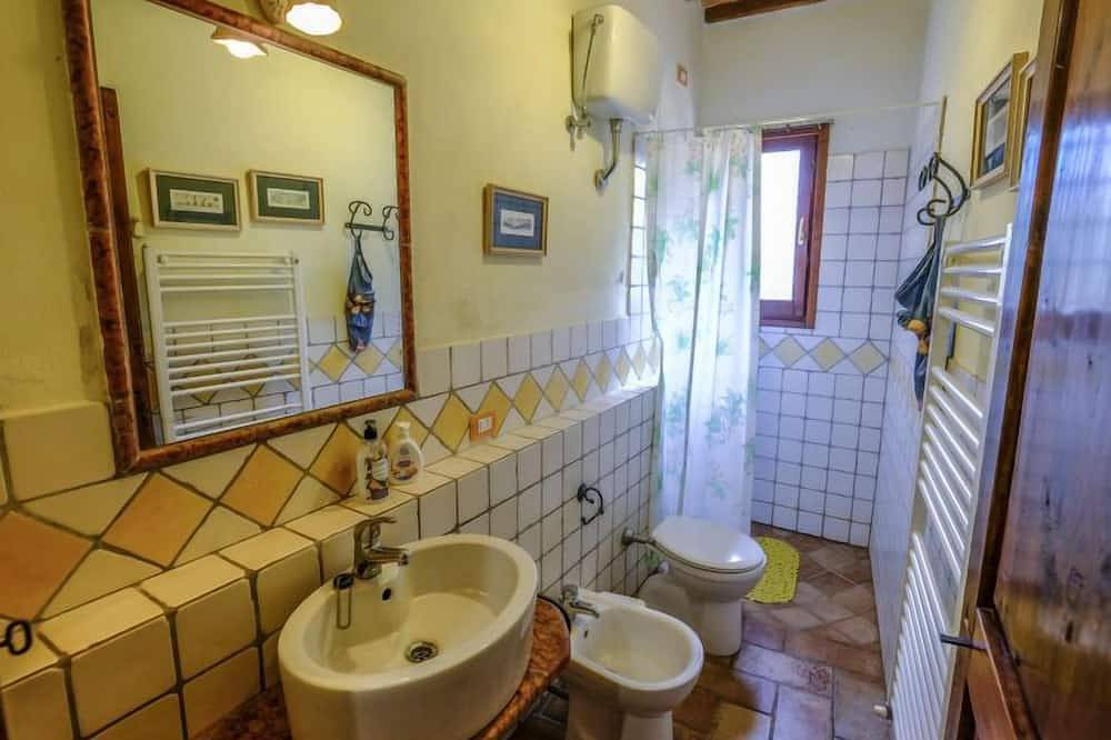 Apartamento entero, Podere La Torre by Interhome in Certaldo, Chianti