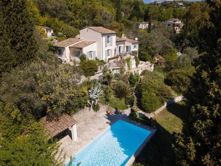 Villa pour 6 personnes, avec vue ainsi que piscine et jardin