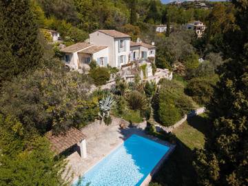 Cottage pour 6 personnes, avec vue ainsi que piscine et jardin à Opio
