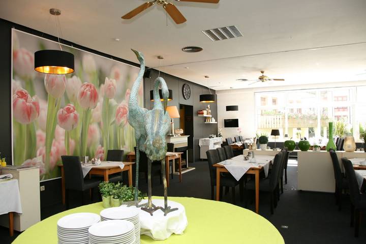Hotel, mit Balkon/Terrasse und Terrasse sowie Sauna in Ottenhöfen im Schwarzwald - 3
