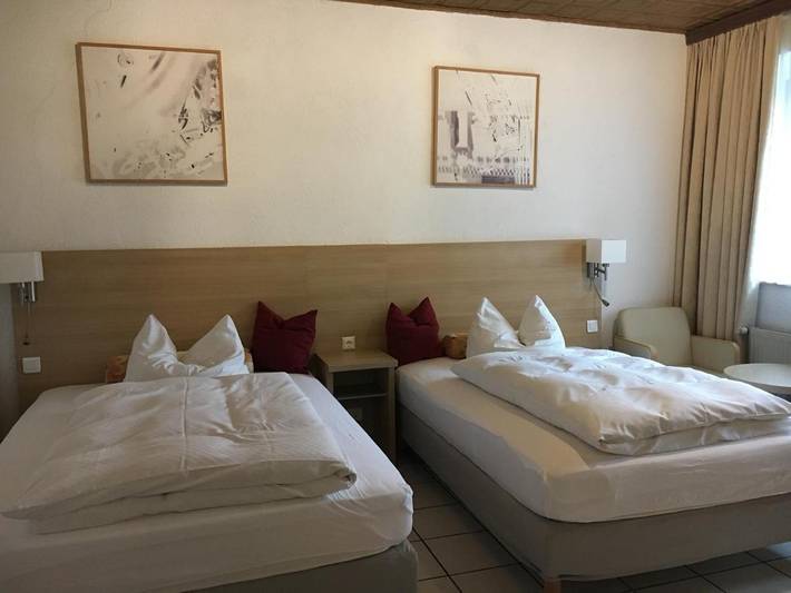 Gîte pour 2 personnes, avec terrasse à Leuna - 3