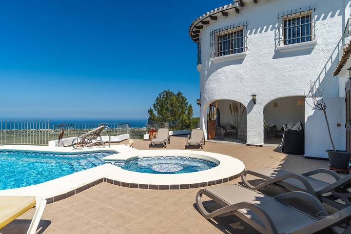 Chalet para 11 personas, con balcón y jardín - 1