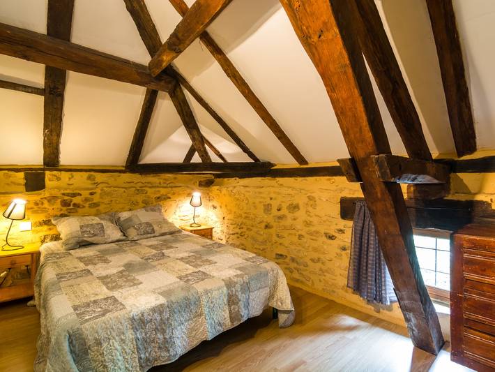 Location de vacances pour 12 personnes, avec piscine et terrasse, animaux acceptés à Blanquefort-sur-Briolance - 3