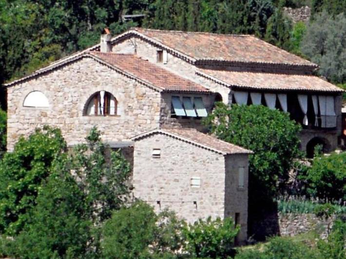 Location de vacances pour 2 personnes, avec jardin ainsi que vue et piscine à Payzac (Ardèche) - 2