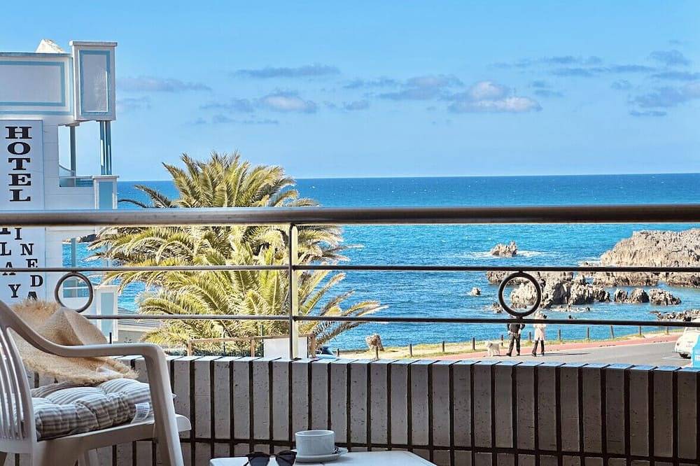 Entire apartment, Apartamento con vistas al mar - Pineda 6404 in Noja, Cantabrian Coast