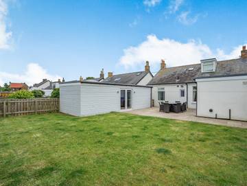 Holiday Home for 8 People in Seahouses, Northumberland Coast, Photo 1