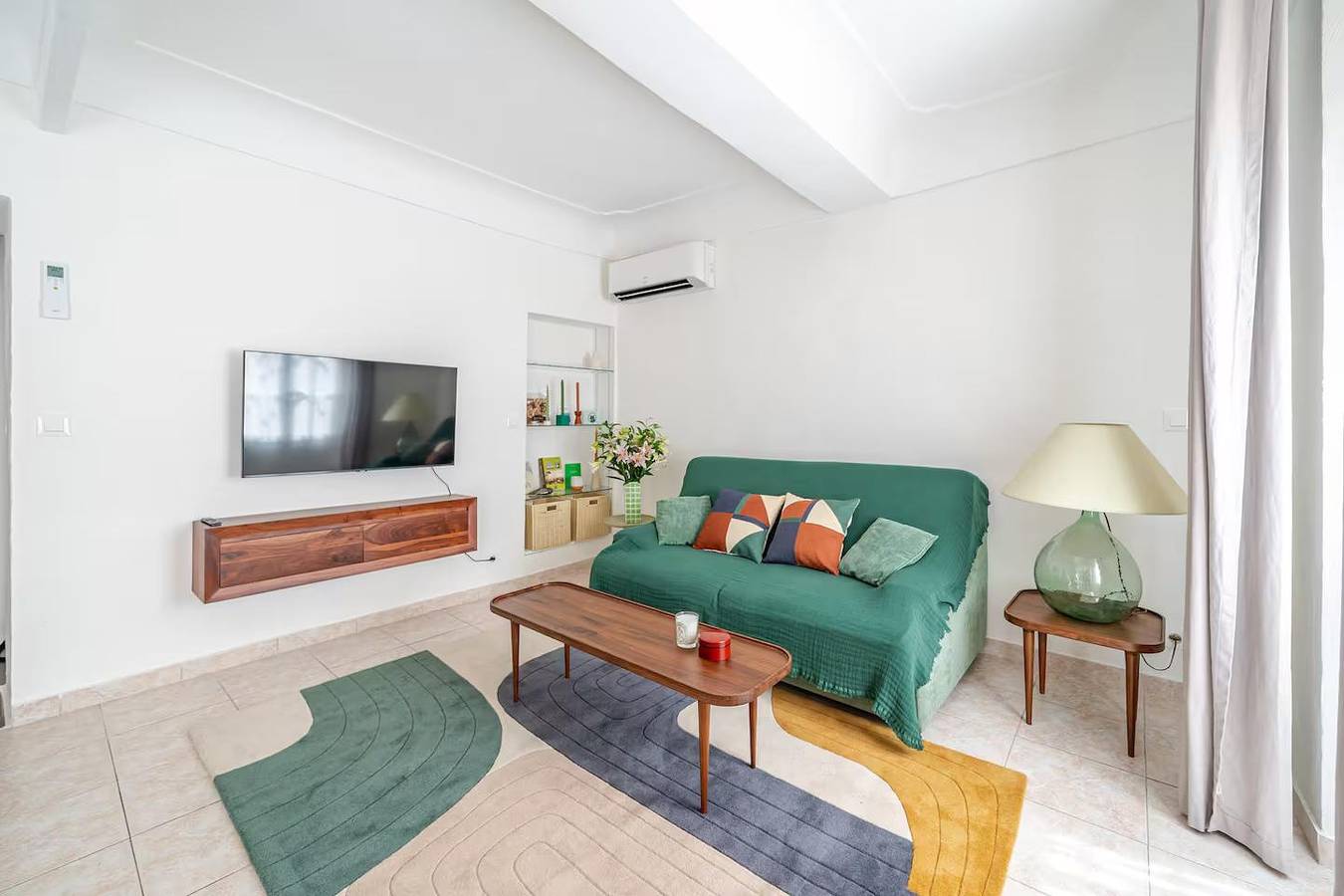 Apartamento entero, Le Bernardin - T2 dans le Vieil Antibes in Antibes, Region de Cannes