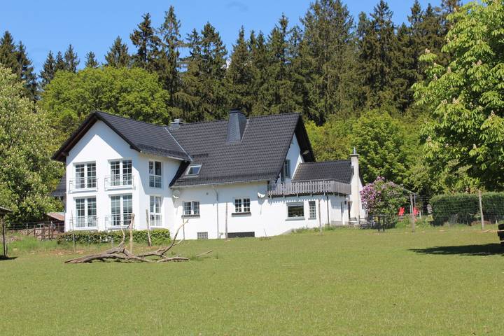 Geheel appartement, Vakantieappartement voor 4 personen met tuin in Kreis Olpe, Siegerland