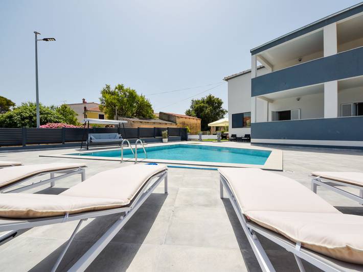 Ferienwohnung für 6 Personen, mit Terrasse und Pool sowie Garten auf Pasman - 3