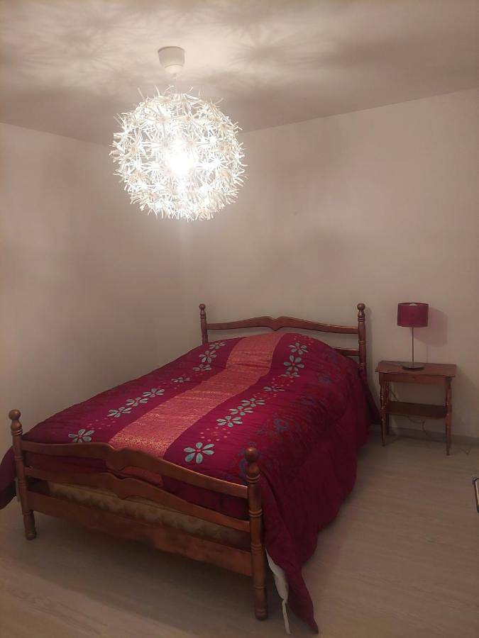 Gîte pour 6 personnes, avec jardin à Nébian - 3