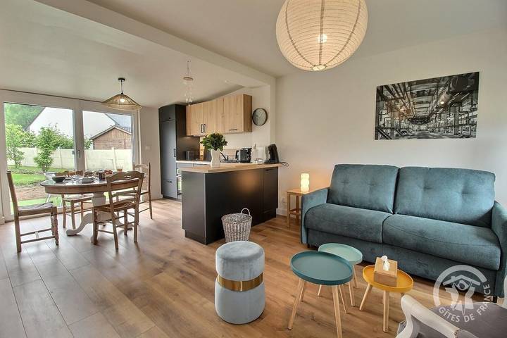 Gîte pour 2 personnes, avec Terrasse ainsi que Jardin et Vue à Pordic