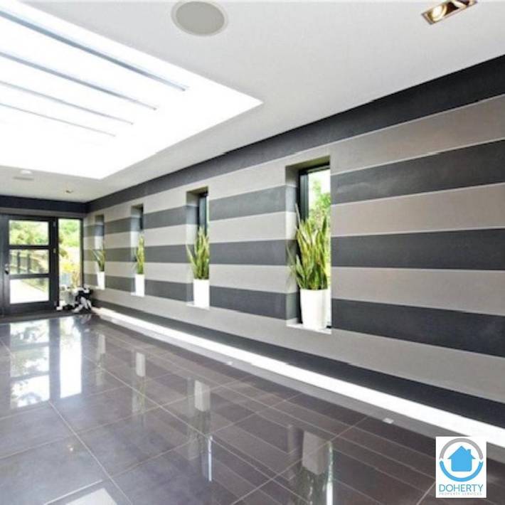 Location de vacances pour 10 personnes, avec vue et piscine ainsi que terrasse et jardin à Northampton - 2