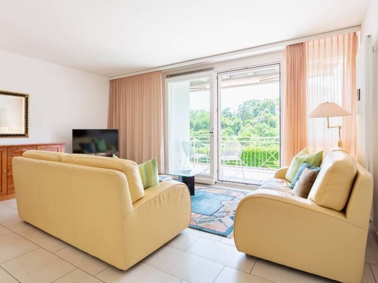 Apartamento entero, Golf Ranch, 1er Stock in Ascona, Alpes Ticineses y del Verbano