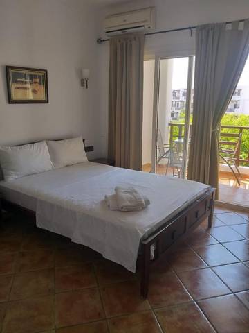 Cottage pour 2 personnes, avec piscine et vue ainsi que jardin et balcon dans Cabo Negro