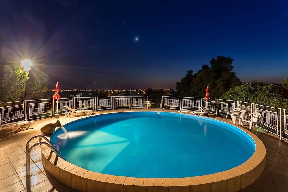 Quiet, peaceful house A1 rental in Estoi, Faro Distrikt