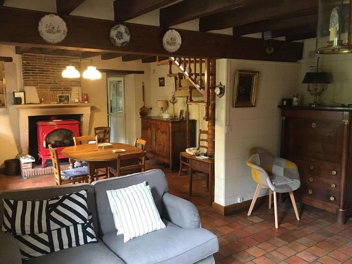 Location de vacances pour 4 personnes, avec jardin à Veuil - 2