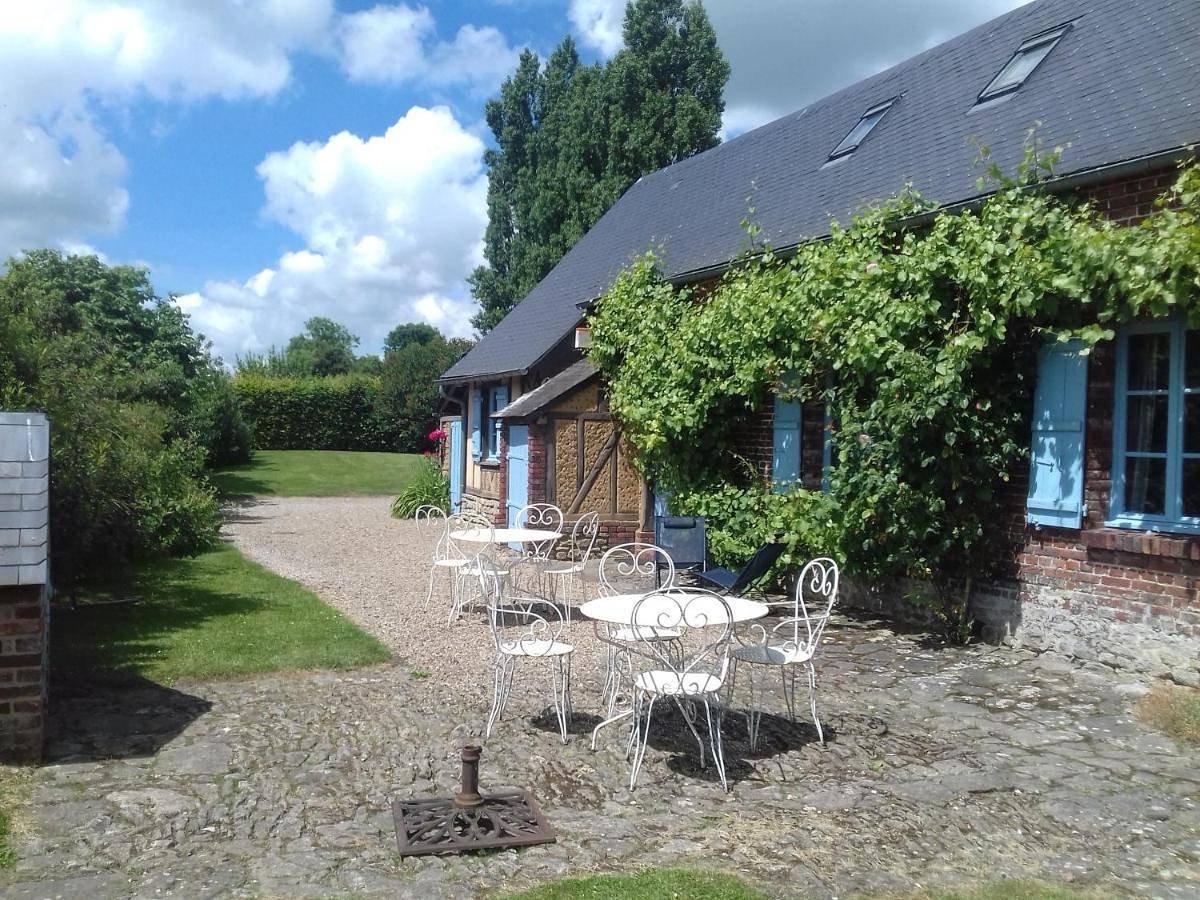 Three-Bedroom House in Senantes, Oise