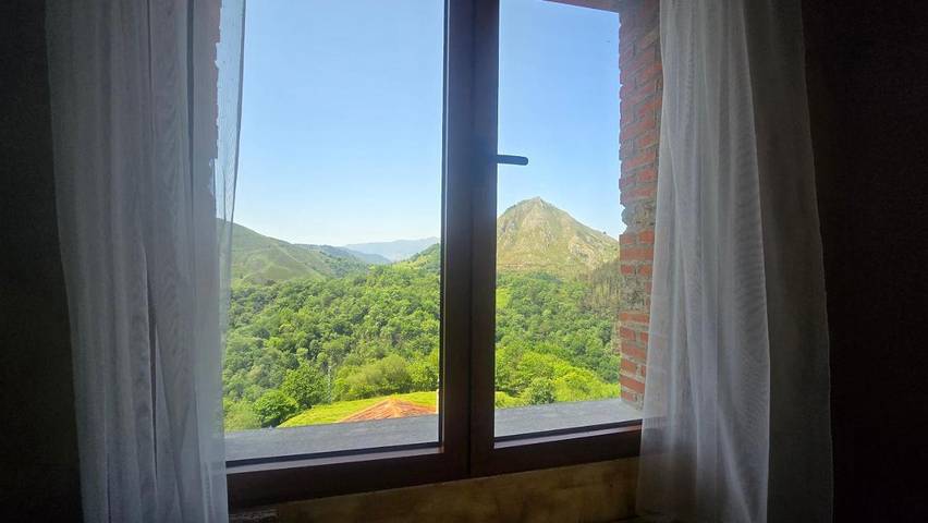 Casa rural para 2 personas, con jacuzzi y jardín además de piscina y sauna, Familias con niños en Asturias - 3