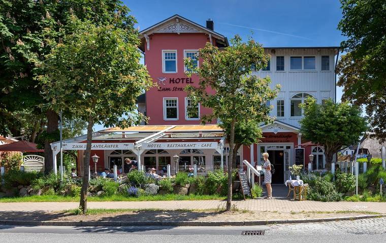 Ferienwohnung für 4 Personen, mit Balkon und Seeblick, mit Haustier in Ahrenshoop