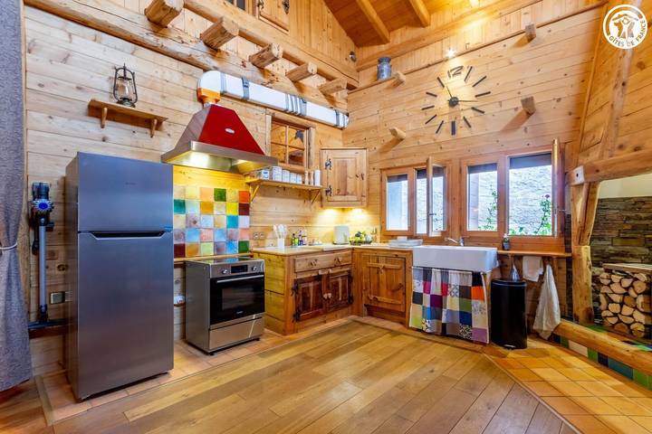 Gîte pour 4 personnes, avec Balcon et Jardin à Granier