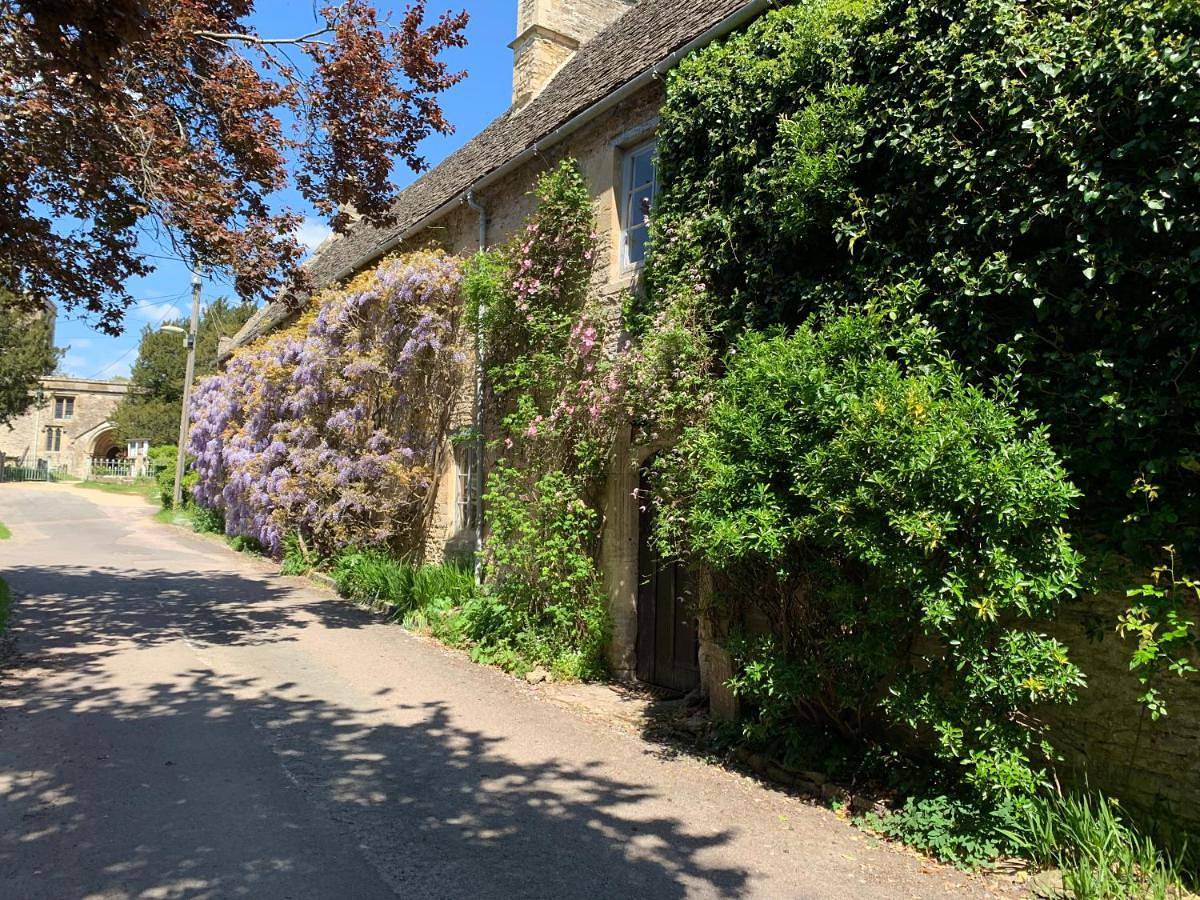Pytts House Boutique Bed & Breakfast in Oxfordshire