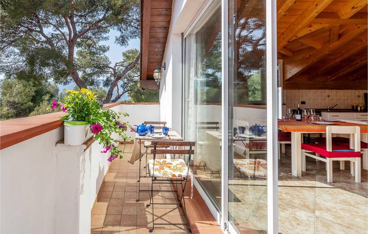 Ferienwohnung für 6 Personen, mit Ausblick und Garten sowie Terrasse, mit Haustier an der Ligurische Küste - 3