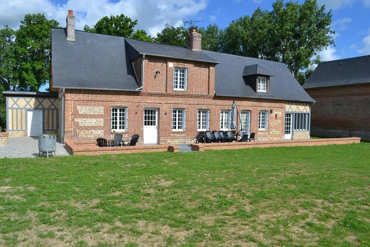 Ferienhaus für 14 Personen, mit Terrasse und Garten sowie Ausblick