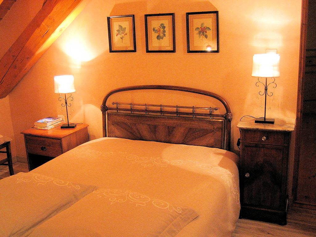 La Maison Jaune, le calme à la montagne - Chambre Rétro in Saint-Pancrace, Région de Saint-Jean-de-Maurienne