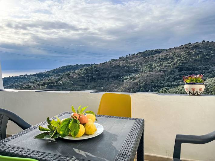 Location de vacances pour 8 personnes, avec terrasse dans Lingueglietta - 2