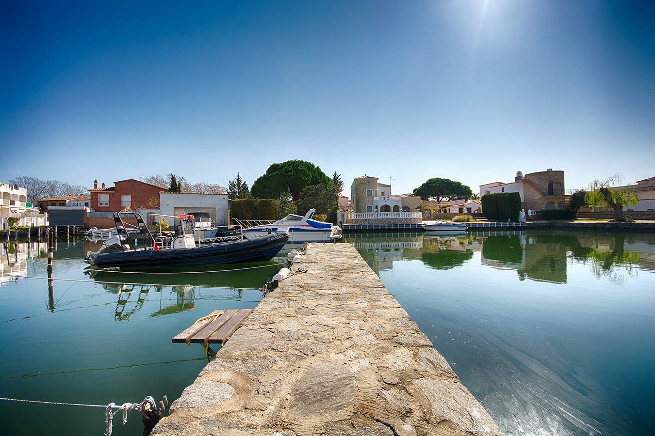 Villa für 6 Personen mit Balkon in Empuriabrava, Oberampurien