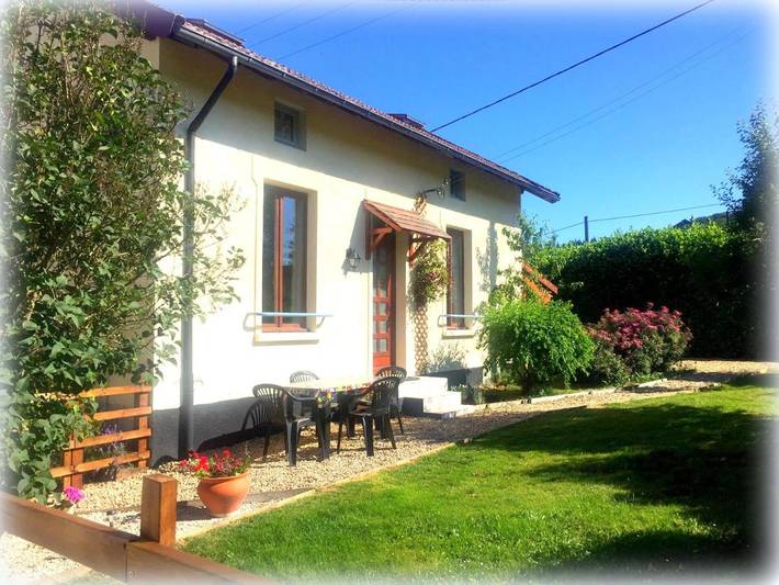 Maison de vacances pour 4 personnes, avec Terrasse et Jardin ainsi que Piscine et Vue