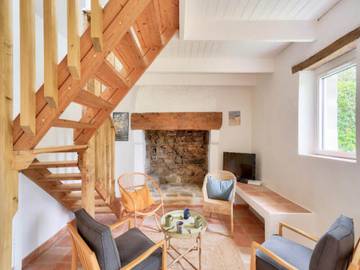 Gîte pour 4 personnes, avec jardin, adapté aux familles à Saint-Jean-Trolimon