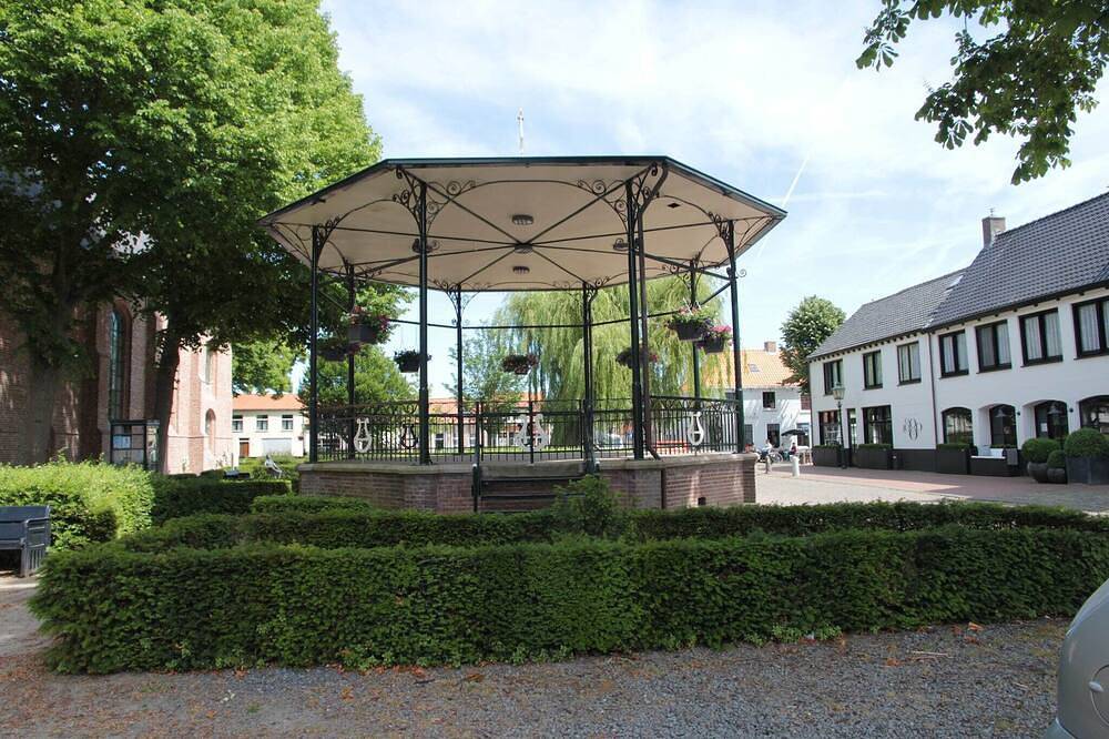 Ganze Wohnung, Ferienhaus in Groede mit Terrasse in Groede, Zeeuwse Kust