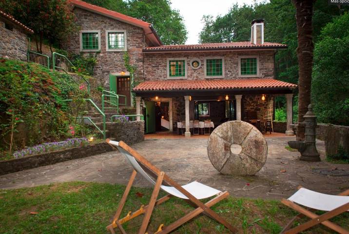 Casa rural para 11 personas, con Balcón y Jacuzzi además de Terraza y Jardín en Abegondo - 2